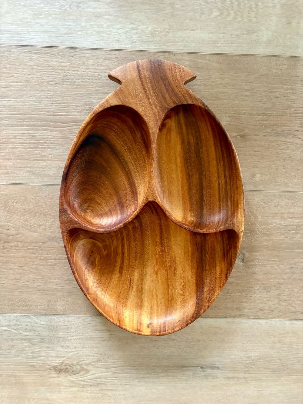 MCM , refinished monkey pod pineapple serving tray 17.5”x12”